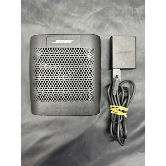 Bose Soundlink Color Model 415859 Bluetooth Speaker w/ OEM Charger Black Tester